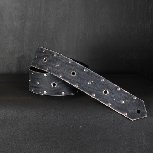 Aged studded guitar strap - aged,